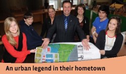 Shawinigan students with Mayor-carroussel